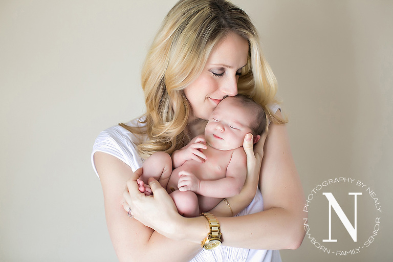 Minneapolis-Newborn-Photographer-03
