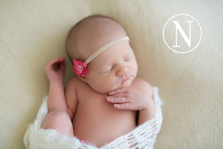 Eagan-Newborn-Photographer07