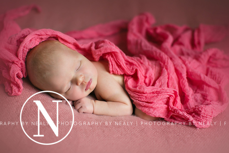 Twin-Cities-Newborn-Photographer-09