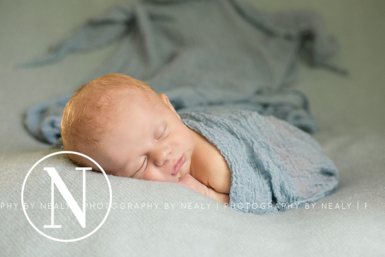 Twin-Cities-Newborn-Photographer-06