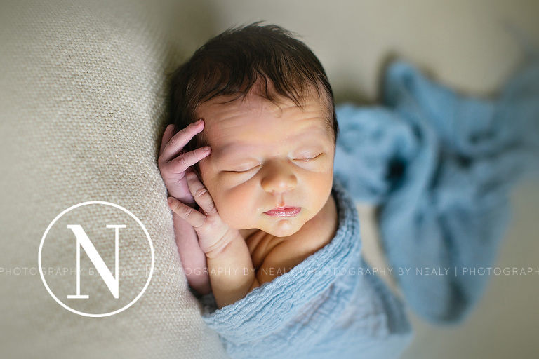 Twin-Cities-Premier-Newborn-Photographer-03