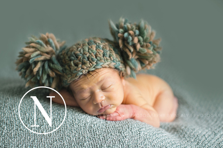 Twin-Cities-Premier-Newborn-Photographer-07