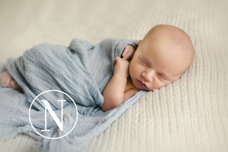 Twin-Cities-Premier-Newborn-Photographer-02