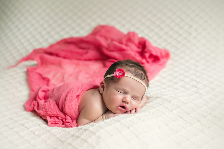 Twin-Cities-Premier-Newborn-Photographer-04