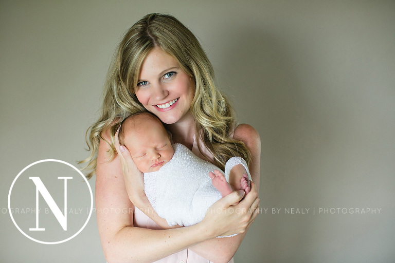 Minneapolis-Premier-Newborn-Photographer-10