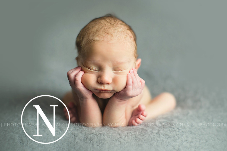 Minneapolis-Premier-Newborn-Photographer-01