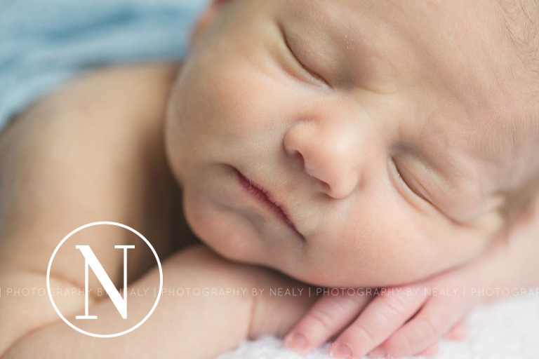 Minneapolis-Premier-Newborn-Photographer-08