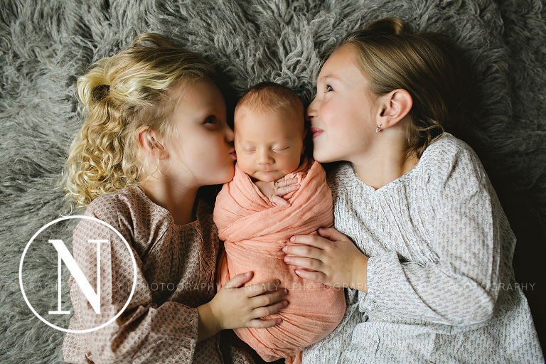 Minneapolis-Premier-Newborn-Photographer-06
