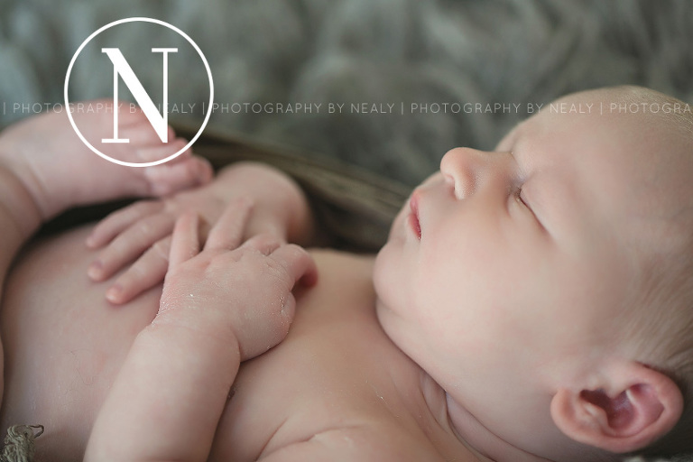 Minneapolis-Premier-Newborn-Photographer-10