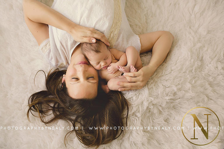 eagan-newborn-photographer-01