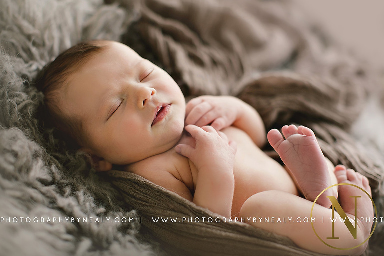 eagan-newborn-photographer-08