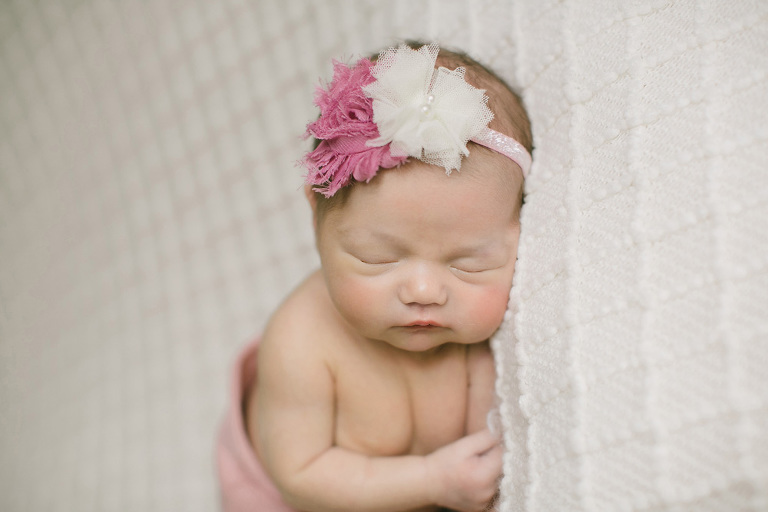 twin-cities-newborn-pictures-03