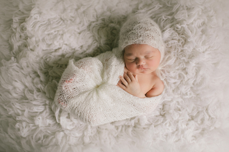 twin-cities-newborn-pictures-13