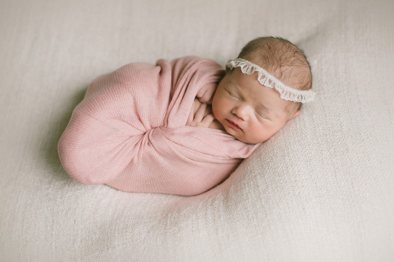 twin-cities-newborn-pictures-21